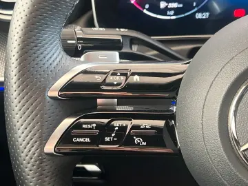 MERCEDES-BENZ CLE 200 AMG Line Pano.-Dach Distronic Kamera