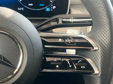 MERCEDES-BENZ CLE 200 AMG Line Pano.-Dach Distronic Kamera