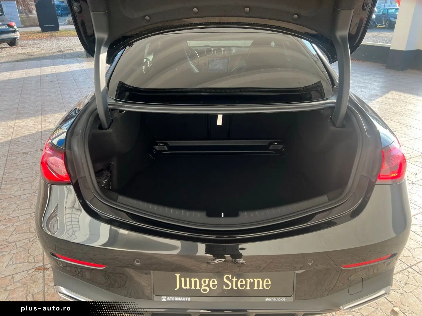 MERCEDES-BENZ CLE 200 AMG Line Pano.-Dach Distronic Kamera