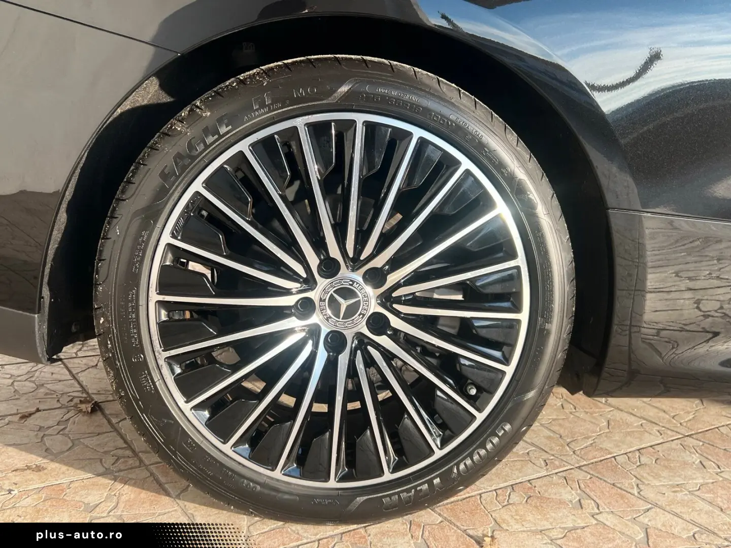 MERCEDES-BENZ CLE 200 AMG Line Pano.-Dach Distronic Kamera