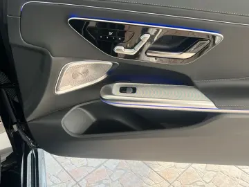 MERCEDES-BENZ CLE 200 AMG Line Pano.-Dach Distronic Kamera