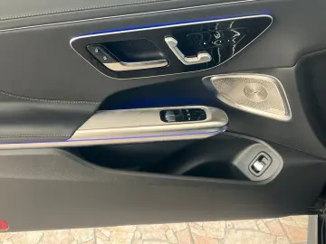 MERCEDES-BENZ CLE 200 AMG Line Pano.-Dach Distronic Kamera