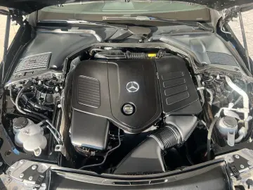 MERCEDES-BENZ CLE 200 AMG Line Pano.-Dach Distronic Kamera