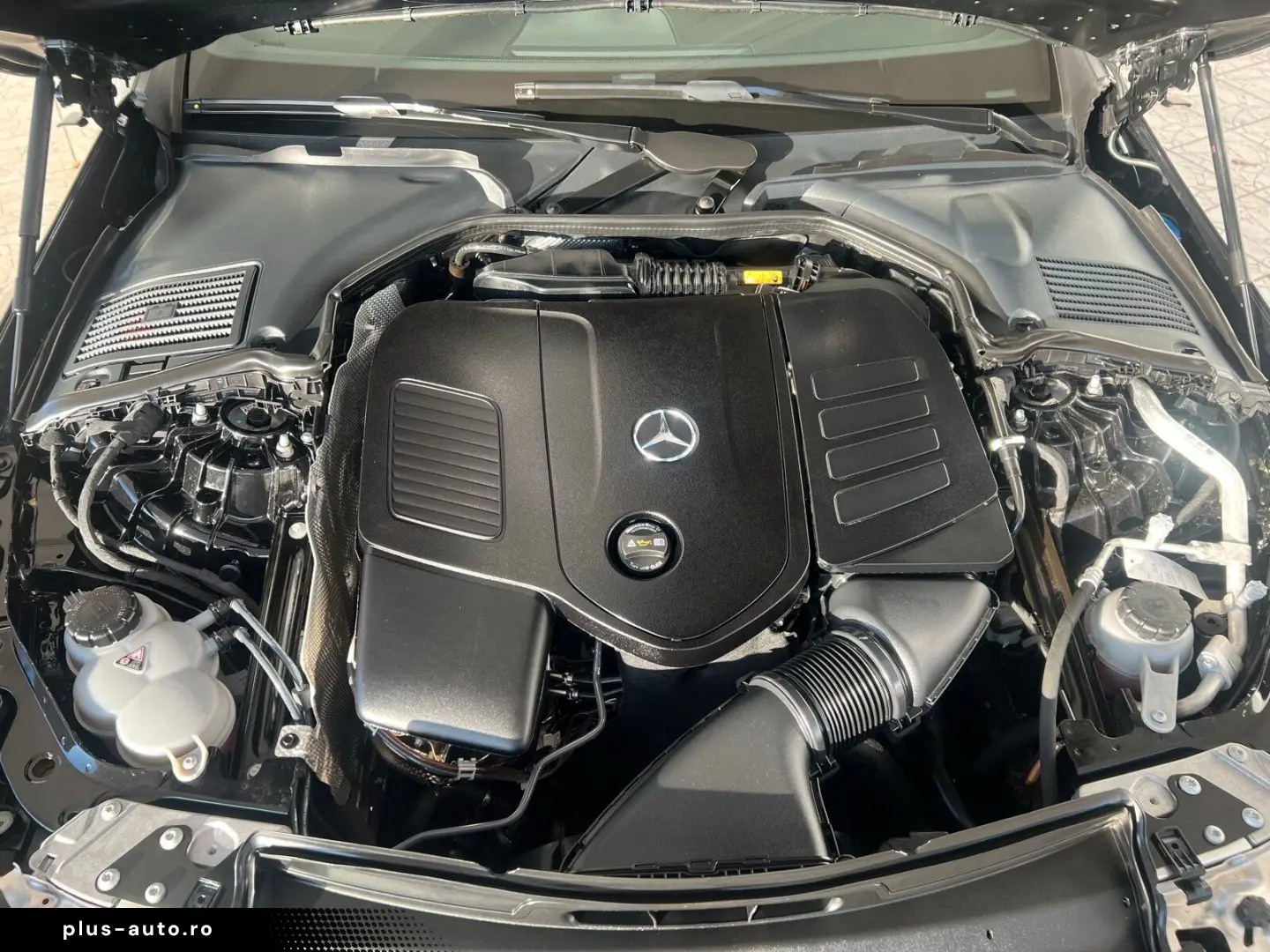 MERCEDES-BENZ CLE 200 AMG Line Pano.-Dach Distronic Kamera