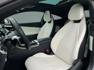 MERCEDES-BENZ CLE 220 d AMG NIGHT AHK STANDHZ PANO S&hellip;