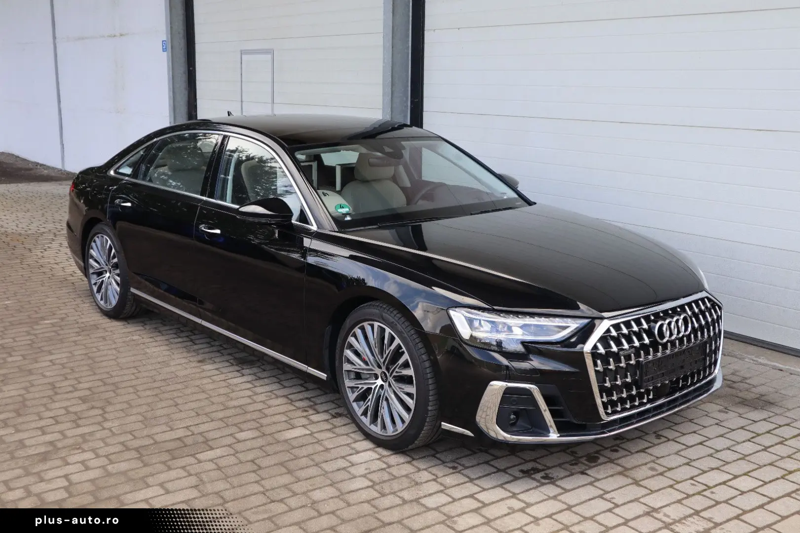 AUDI A8L 60 TFSI V8 lang exclusive KERAMIK UPE217.190