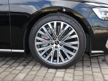 AUDI A8L 60 TFSI V8 lang exclusive KERAMIK UPE217.190