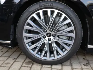 AUDI A8L 60 TFSI V8 lang exclusive KERAMIK UPE217.190