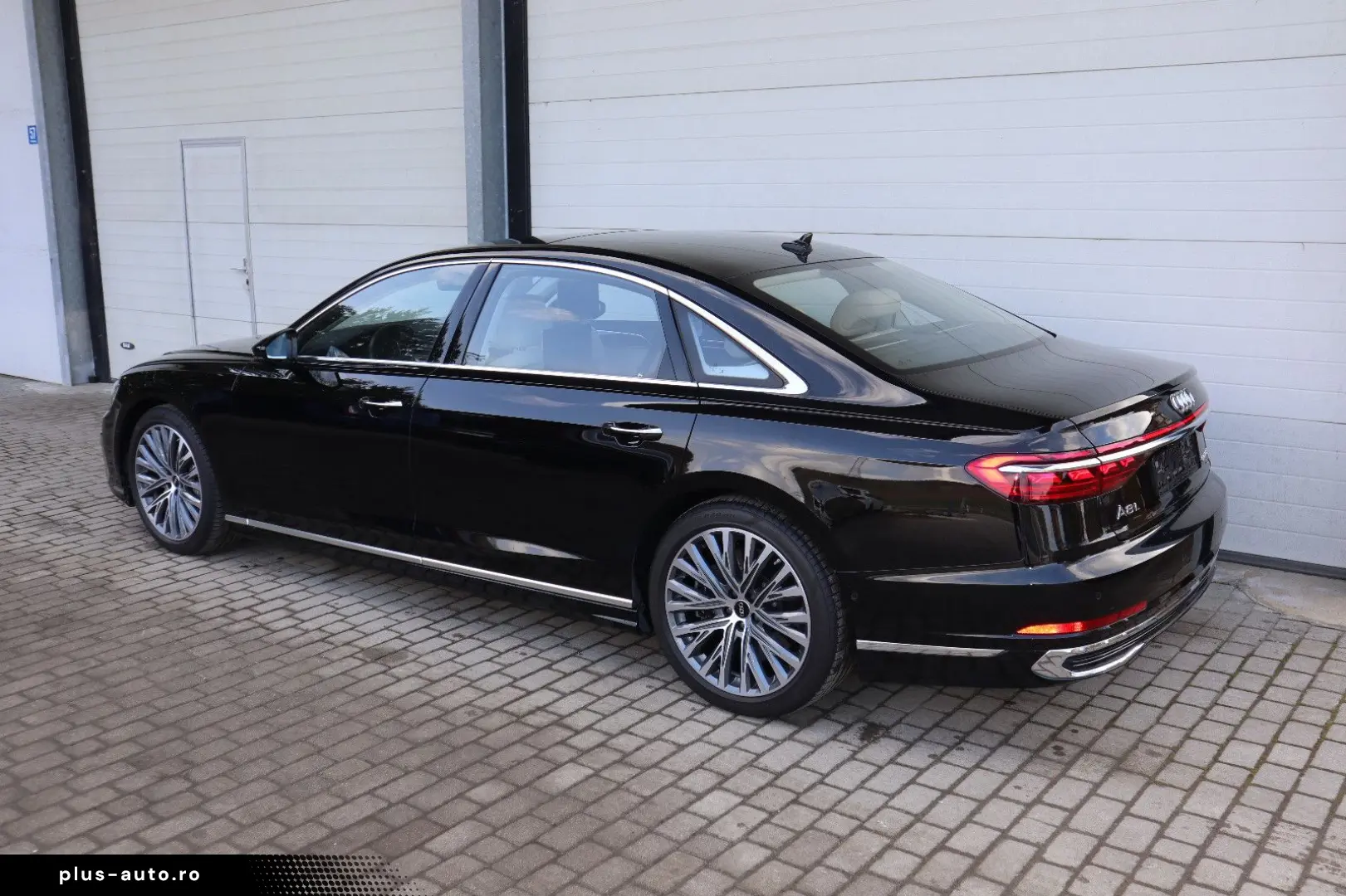 AUDI A8L 60 TFSI V8 lang exclusive KERAMIK UPE217.190