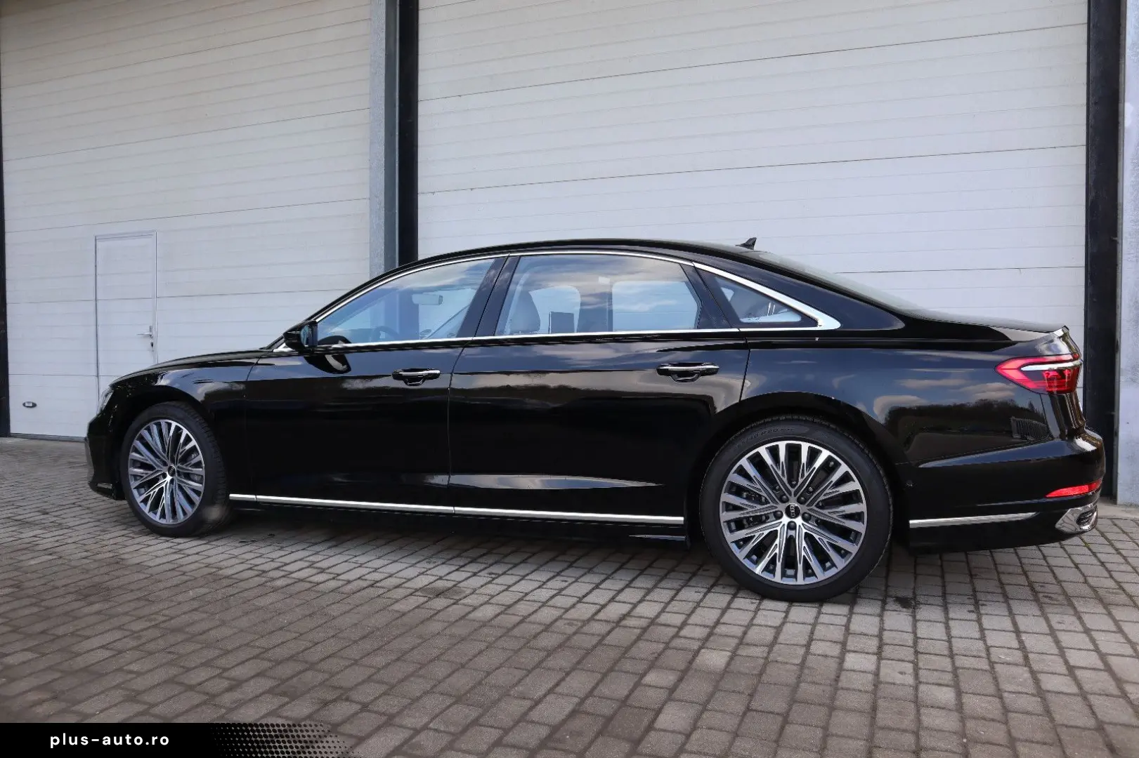AUDI A8L 60 TFSI V8 lang exclusive KERAMIK UPE217.190