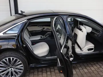 AUDI A8L 60 TFSI V8 lang exclusive KERAMIK UPE217.190