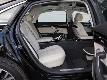 AUDI A8L 60 TFSI V8 lang exclusive KERAMIK UPE217.190