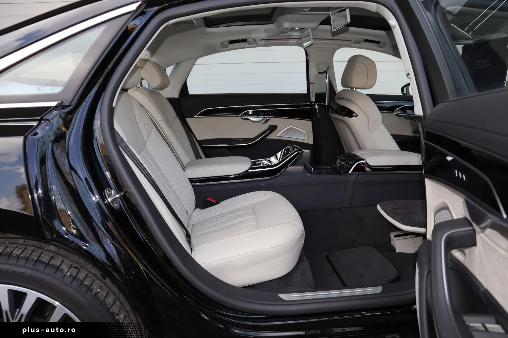 AUDI A8L 60 TFSI V8 lang exclusive KERAMIK UPE217.190