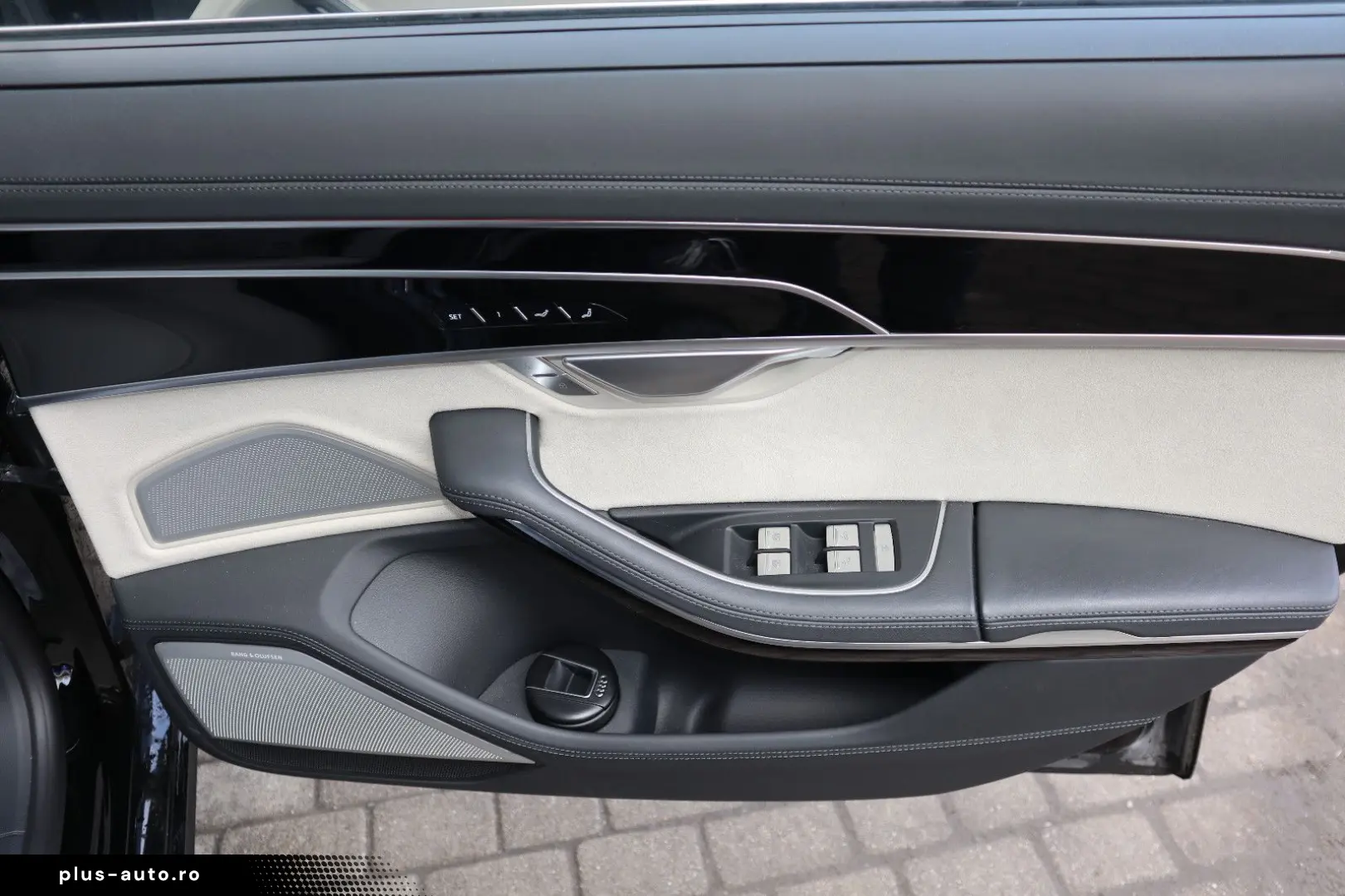 AUDI A8L 60 TFSI V8 lang exclusive KERAMIK UPE217.190