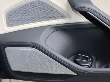 AUDI A8L 60 TFSI V8 lang exclusive KERAMIK UPE217.190