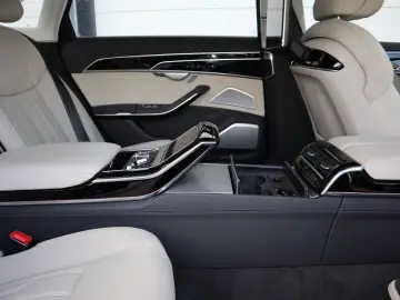 AUDI A8L 60 TFSI V8 lang exclusive KERAMIK UPE217.190