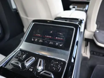 AUDI A8L 60 TFSI V8 lang exclusive KERAMIK UPE217.190