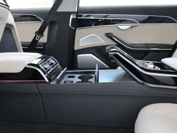 AUDI A8L 60 TFSI V8 lang exclusive KERAMIK UPE217.190