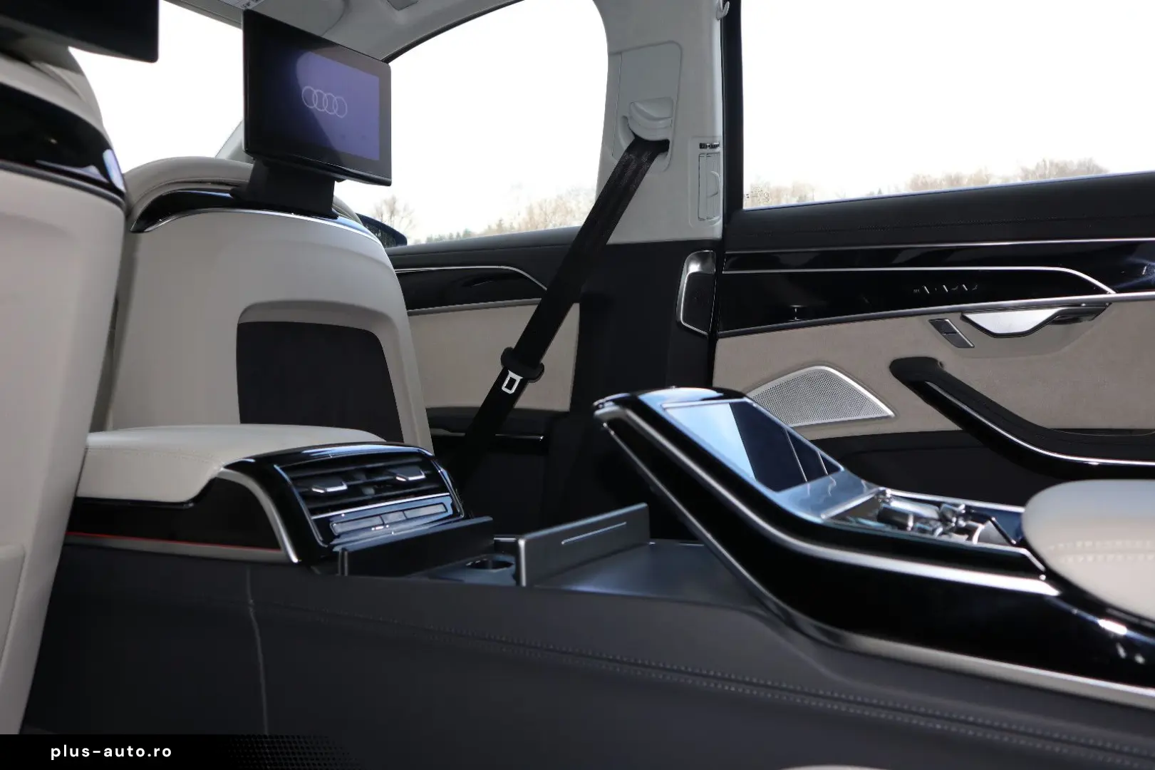 AUDI A8L 60 TFSI V8 lang exclusive KERAMIK UPE217.190