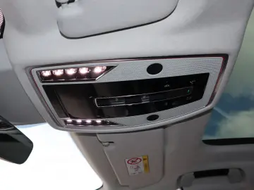 AUDI A8L 60 TFSI V8 lang exclusive KERAMIK UPE217.190