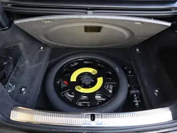 AUDI A8L 60 TFSI V8 lang exclusive KERAMIK UPE217.190