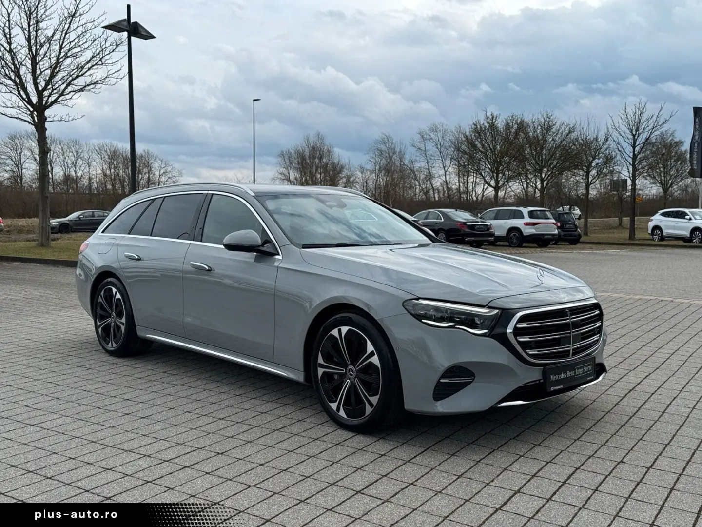 MERCEDES-BENZ E 220 T d Exclusive Premium  Superscre&hellip;