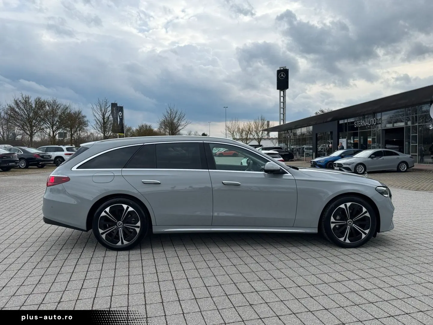 MERCEDES-BENZ E 220 T d Exclusive Premium  Superscre&hellip;