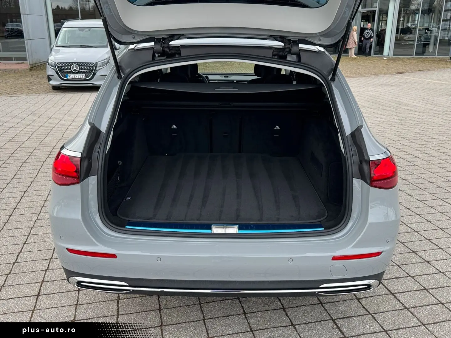 MERCEDES-BENZ E 220 T d Exclusive Premium  Superscre&hellip;