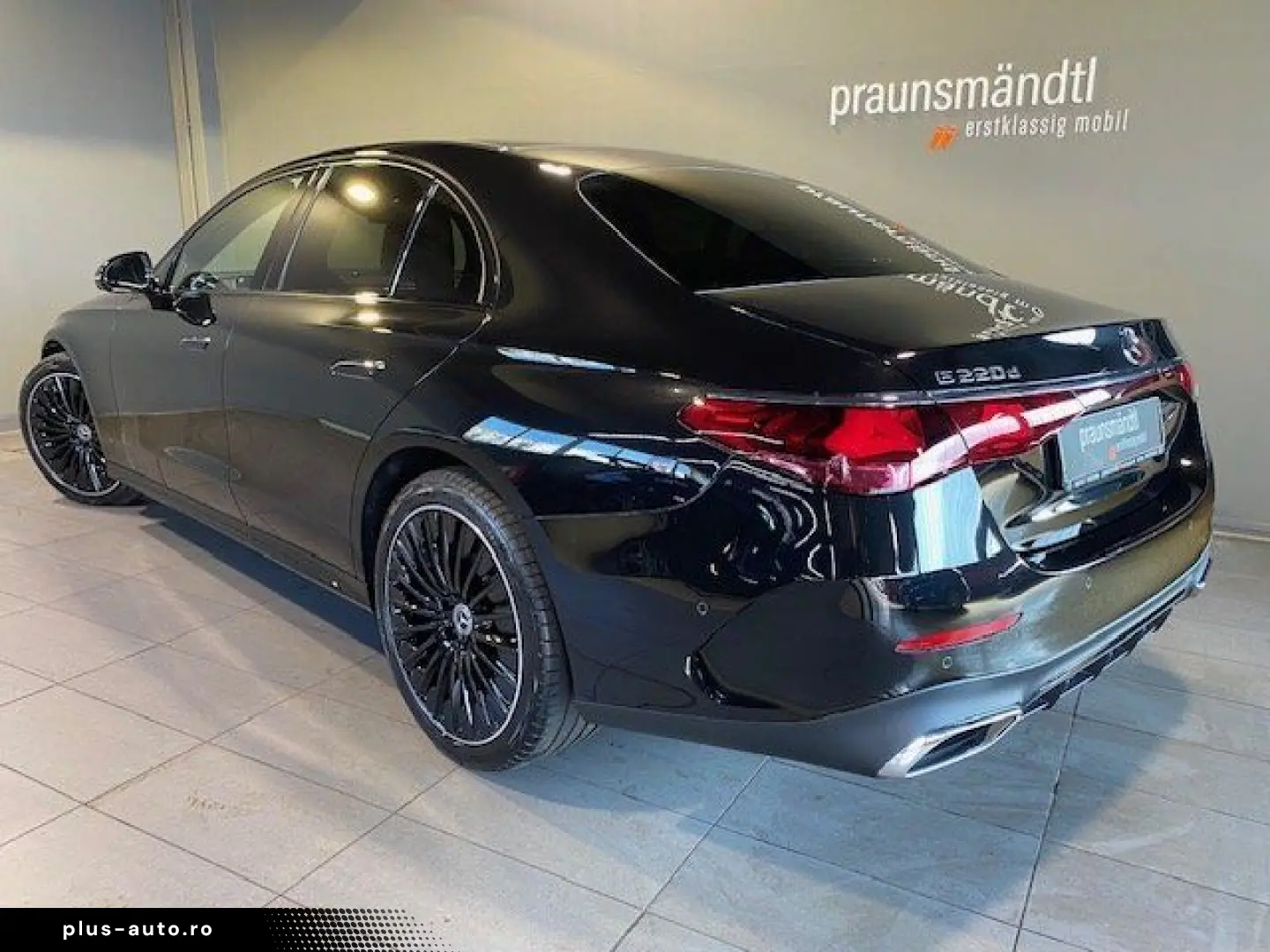 MERCEDES-BENZ E 220 d AMG Pano D4Sound Air Hyper HUD&hellip;