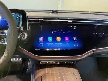 MERCEDES-BENZ E 220 d AMG Pano D4Sound Air Hyper HUD&hellip;