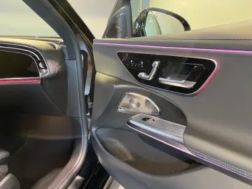 MERCEDES-BENZ E 220 d AMG Pano D4Sound Air Hyper HUD&hellip;