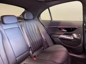 MERCEDES-BENZ E 220 d AMG Pano D4Sound Air Hyper HUD&hellip;