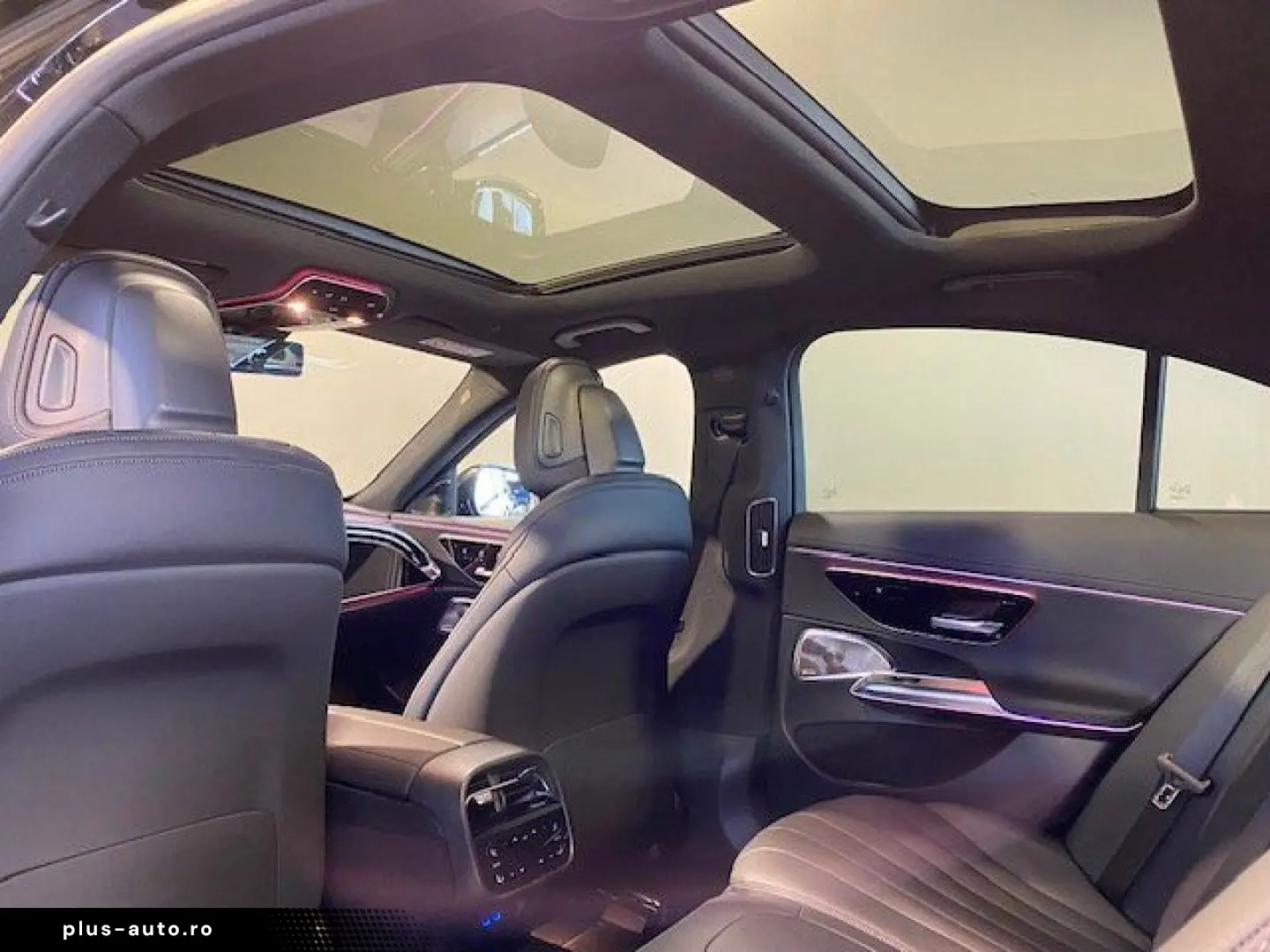 MERCEDES-BENZ E 220 d AMG Pano D4Sound Air Hyper HUD&hellip;