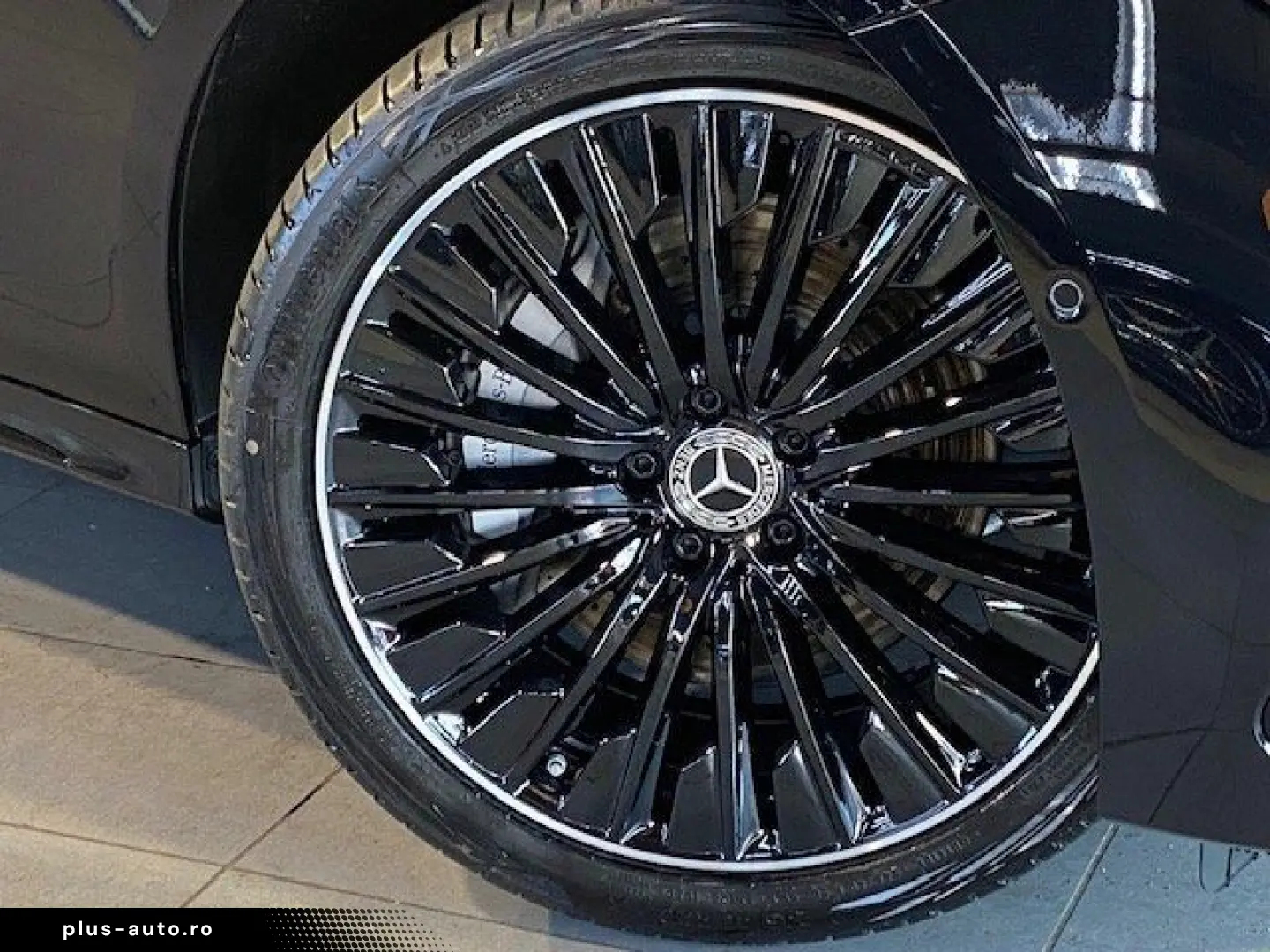 MERCEDES-BENZ E 220 d AMG Pano D4Sound Air Hyper HUD&hellip;