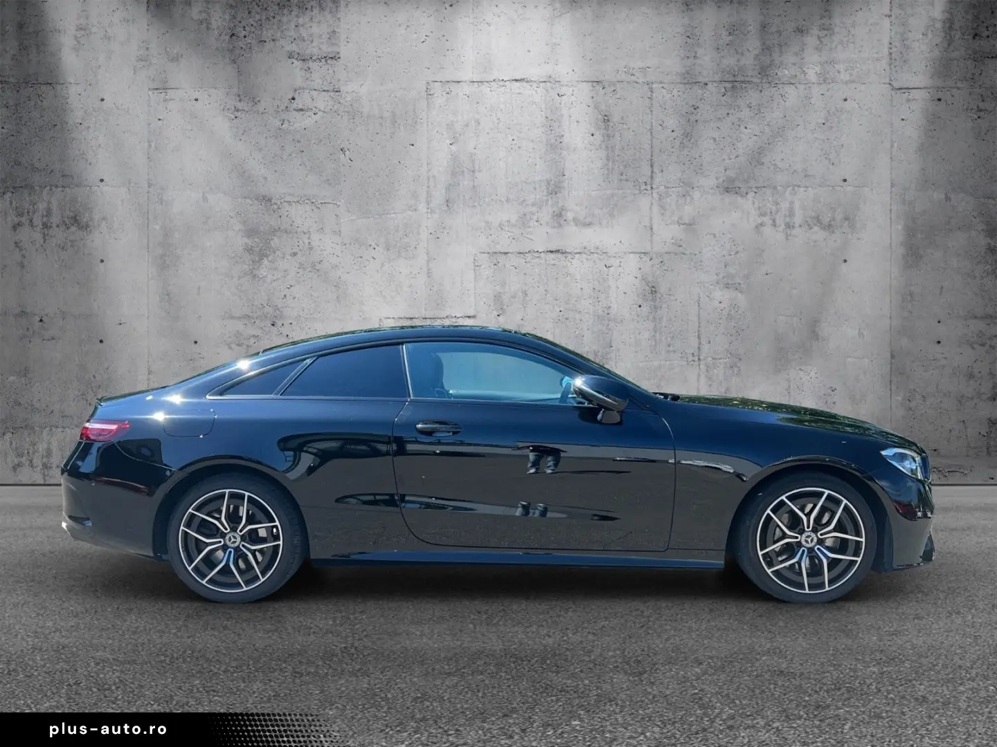 MERCEDES-BENZ E 450 Coupe 4Matic LED WIDE PANO 360  GARANTIE