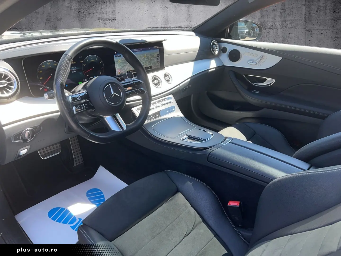 MERCEDES-BENZ E 450 Coupe 4Matic LED WIDE PANO 360  GARANTIE