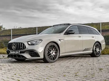 MERCEDES-BENZ E 63 S  FINAL  1 OF 999  SELTENE-FARBE CARBON