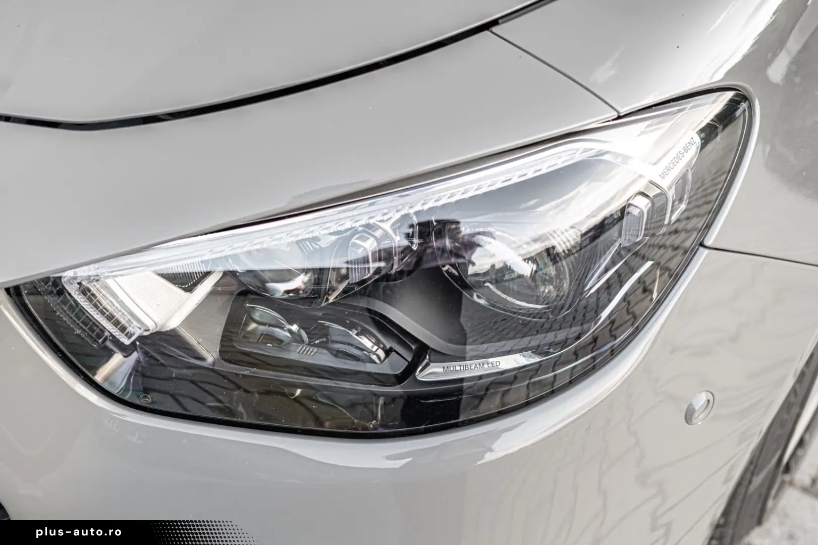 MERCEDES-BENZ E 63 S  FINAL  1 OF 999  SELTENE-FARBE CARBON