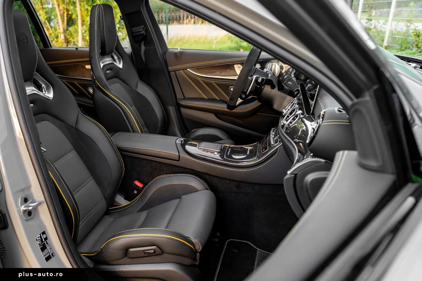 MERCEDES-BENZ E 63 S  FINAL  1 OF 999  SELTENE-FARBE CARBON