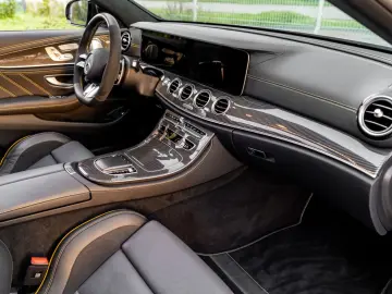 MERCEDES-BENZ E 63 S  FINAL  1 OF 999  SELTENE-FARBE CARBON