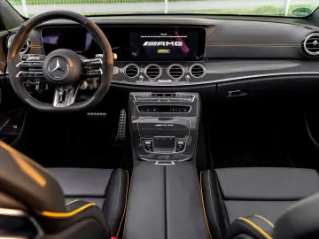 MERCEDES-BENZ E 63 S  FINAL  1 OF 999  SELTENE-FARBE CARBON