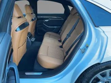 AUDI A8 50 TDI Q. AHZV Kamera LED Navi HUD Pano