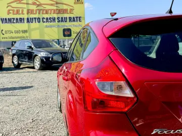 Ford Focus  2014