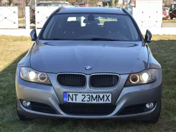 BMW 318D 143CP LCI 2011 Manual