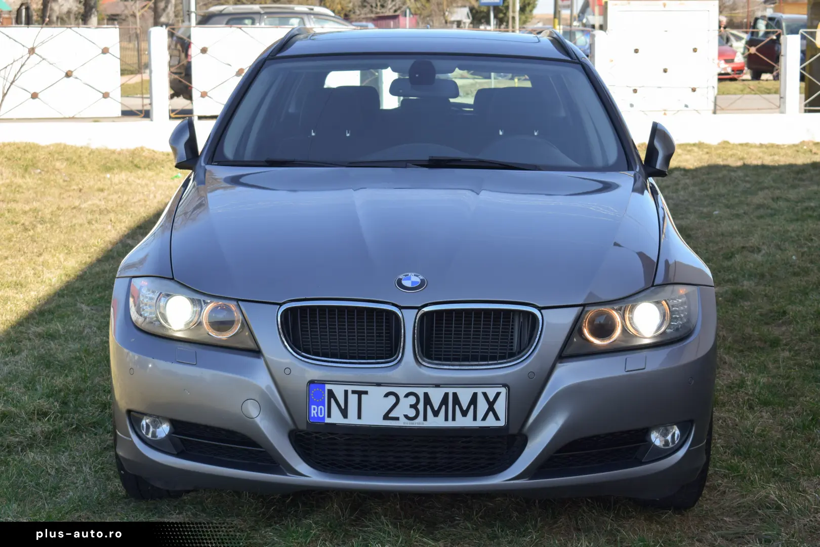 BMW 318D 143CP LCI 2011 Manual