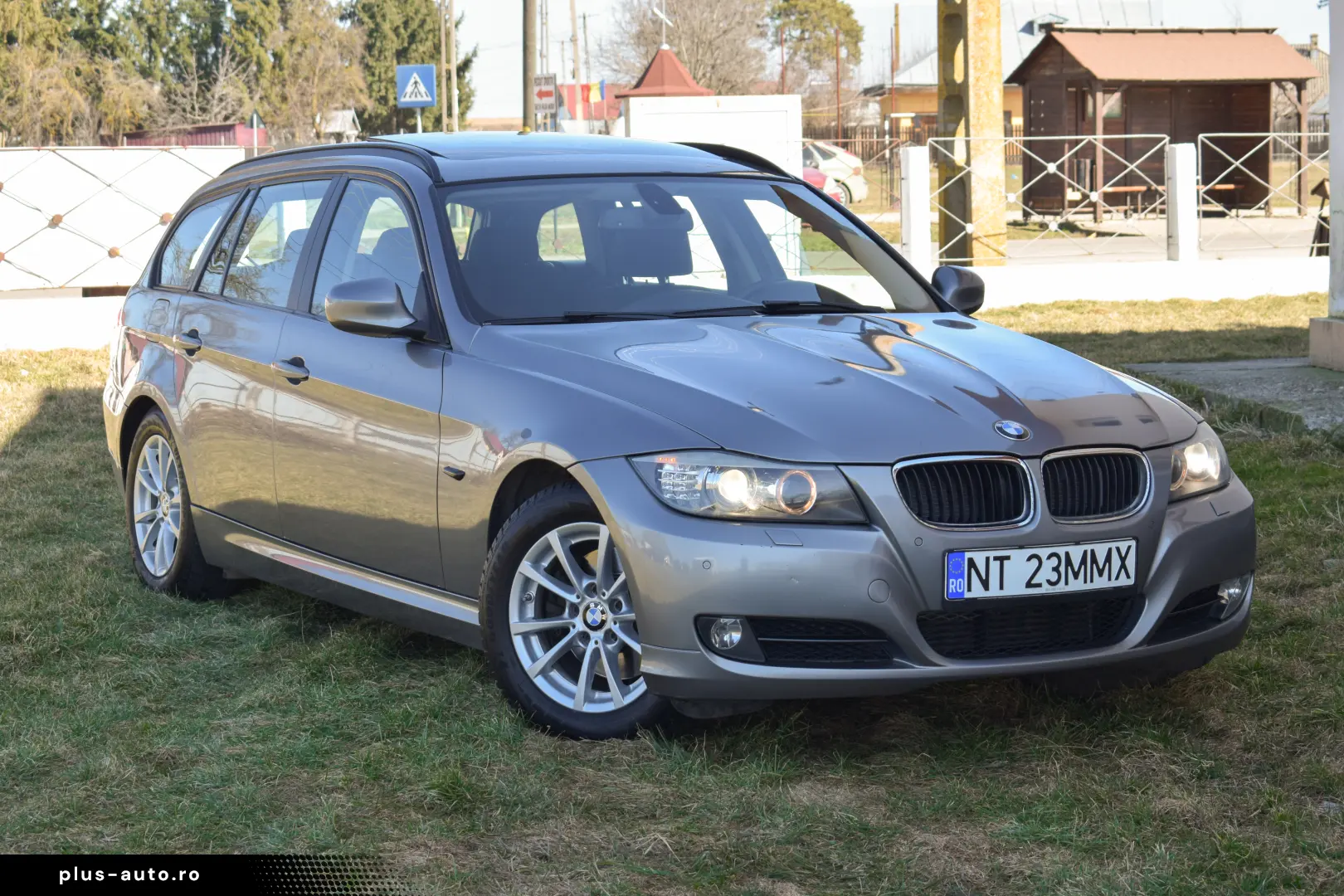 BMW 318D 143CP LCI 2011 Manual