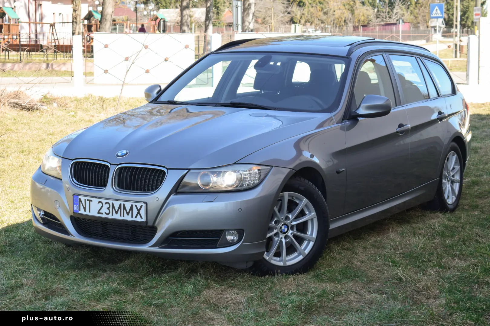 BMW 318D 143CP LCI 2011 Manual