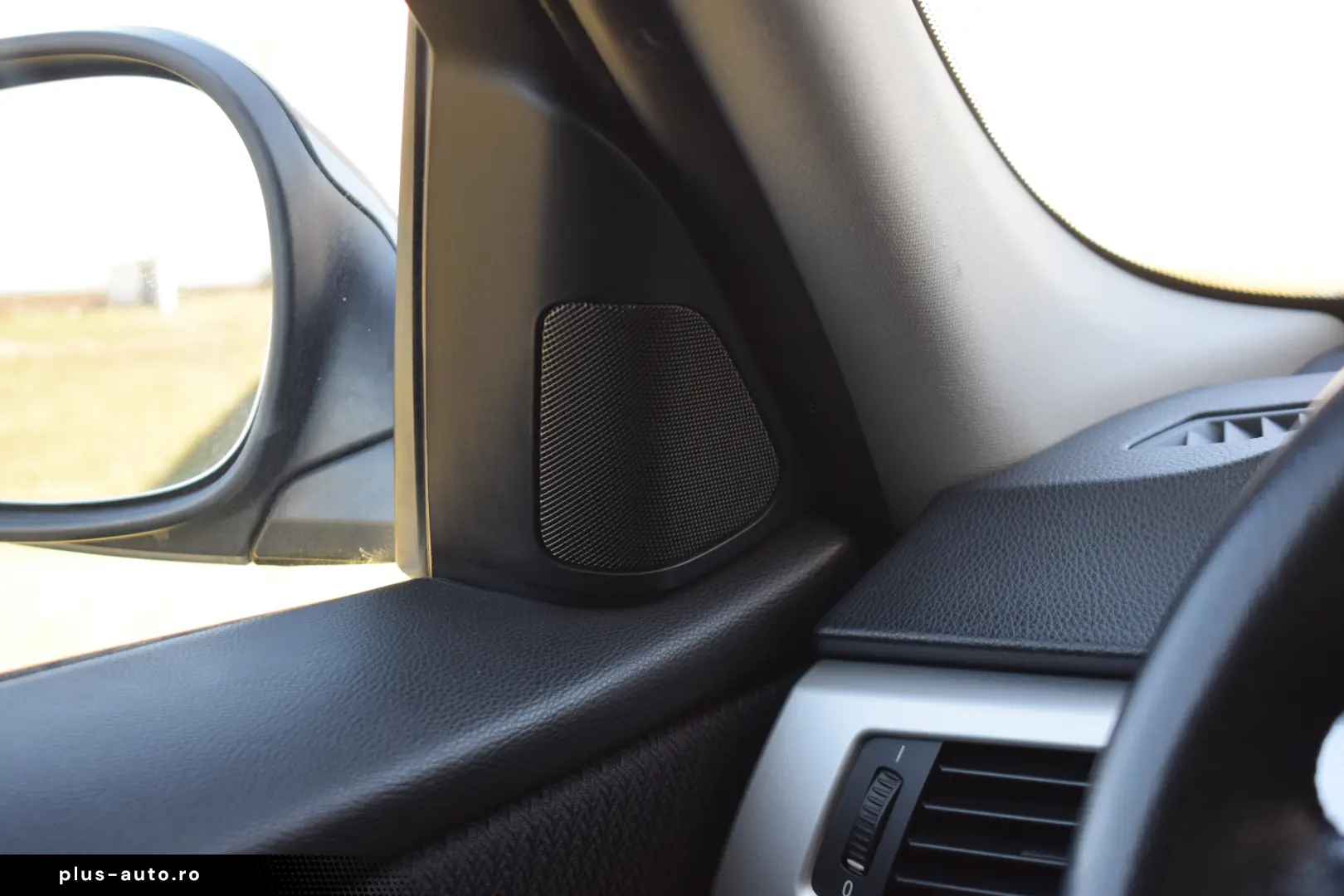 BMW 318D 143CP LCI 2011 Manual