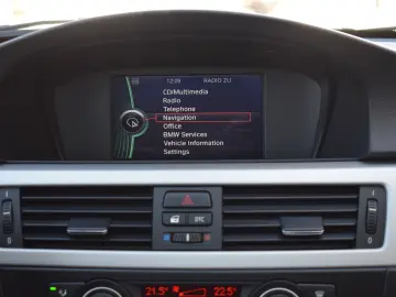 BMW 318D 143CP LCI 2011 Manual