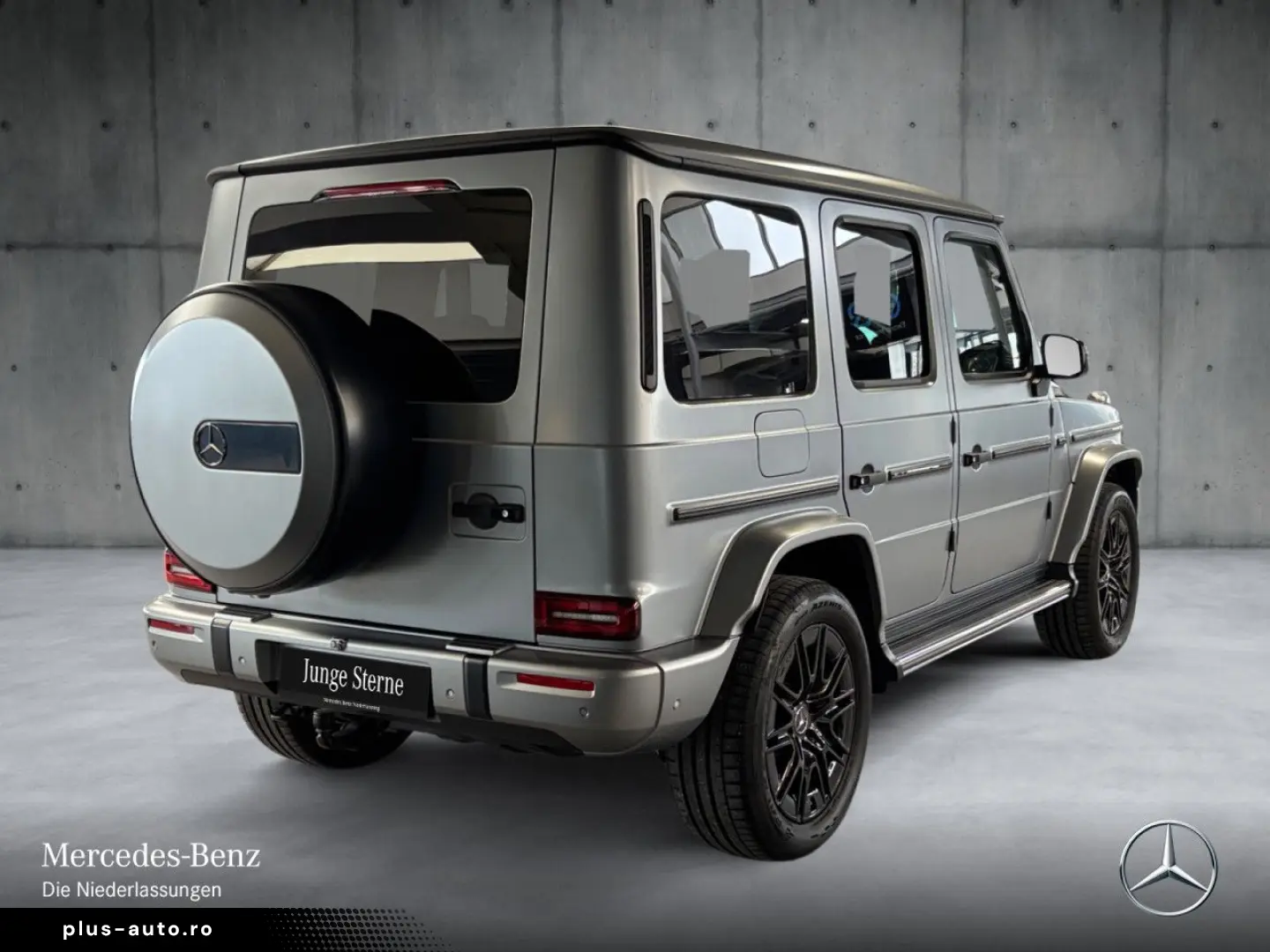 MERCEDES-BENZ G 450 d AMG EXCLUSIVE Night 20  Burmester3D